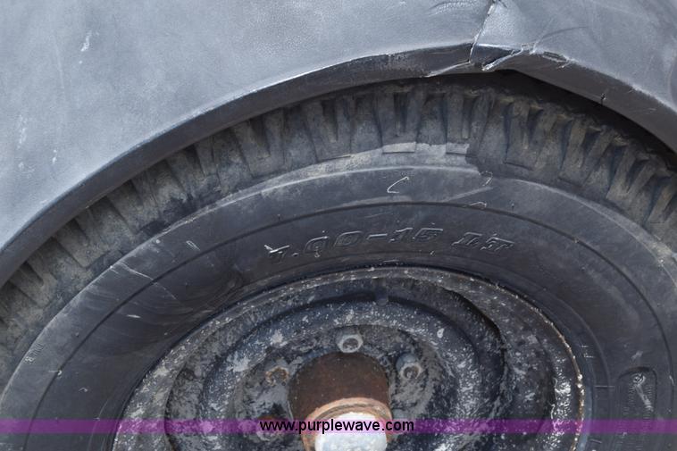 image for item K2926 1995 Leroi Q185DJF air compressor