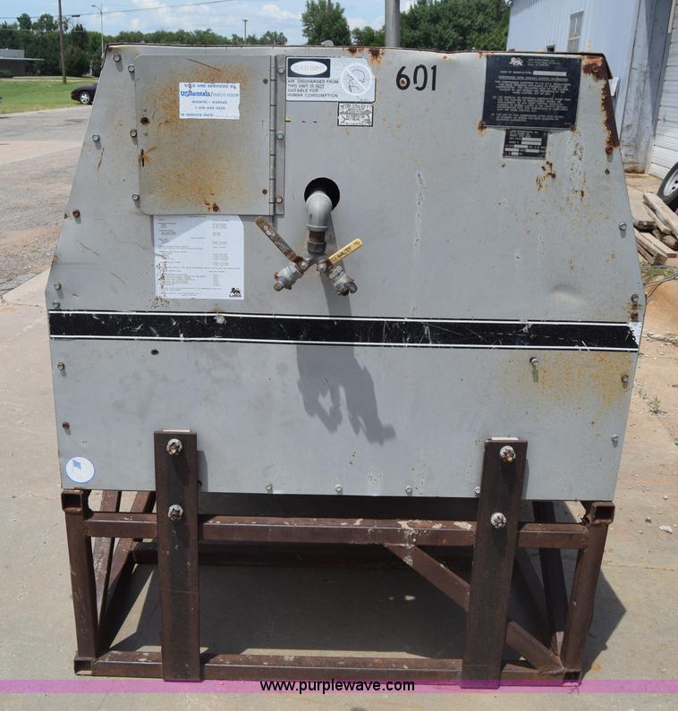 image for item K2927 1995 Leroi Q185DJE air compressor