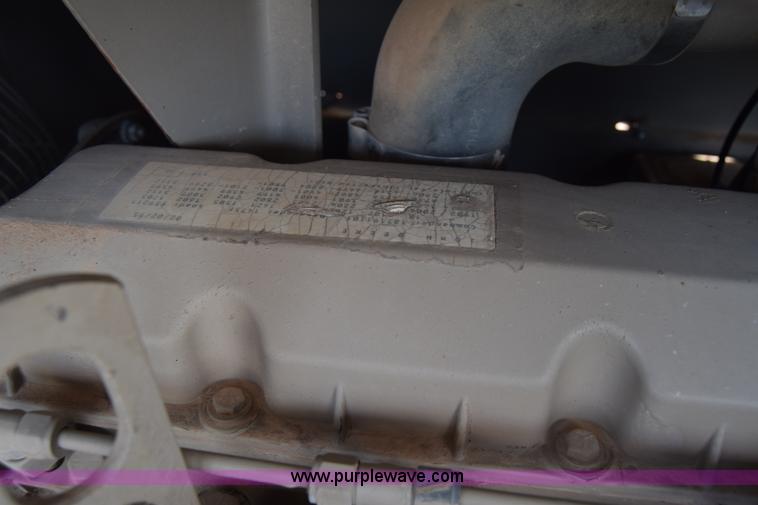 image for item K2927 1995 Leroi Q185DJE air compressor