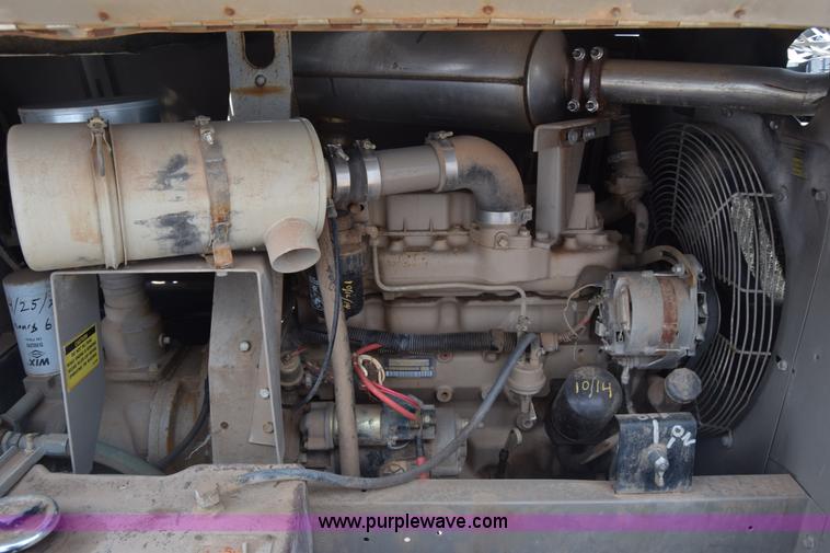 image for item K2927 1995 Leroi Q185DJE air compressor