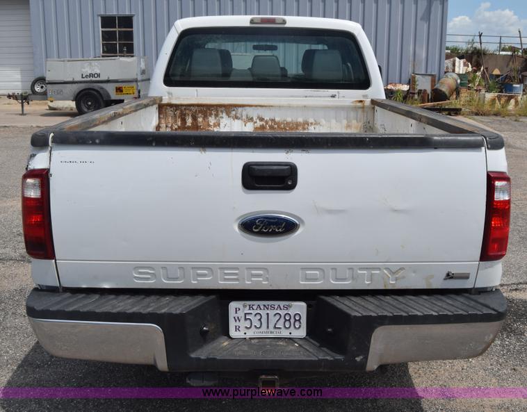 image for item K2928 2011 Ford F250 Super Duty Crew Cab pickup truck