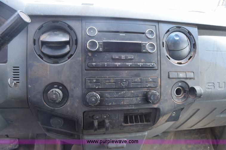 image for item K2928 2011 Ford F250 Super Duty Crew Cab pickup truck