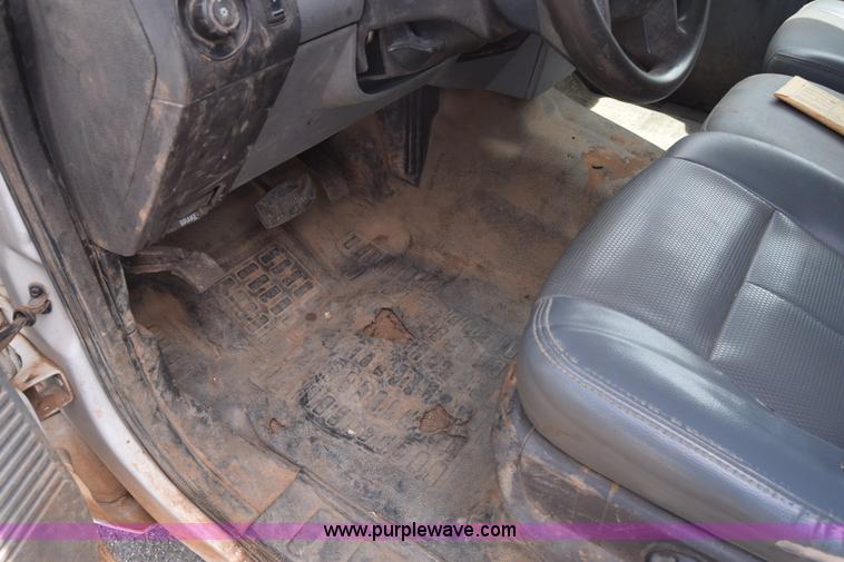 image for item K2928 2011 Ford F250 Super Duty Crew Cab pickup truck