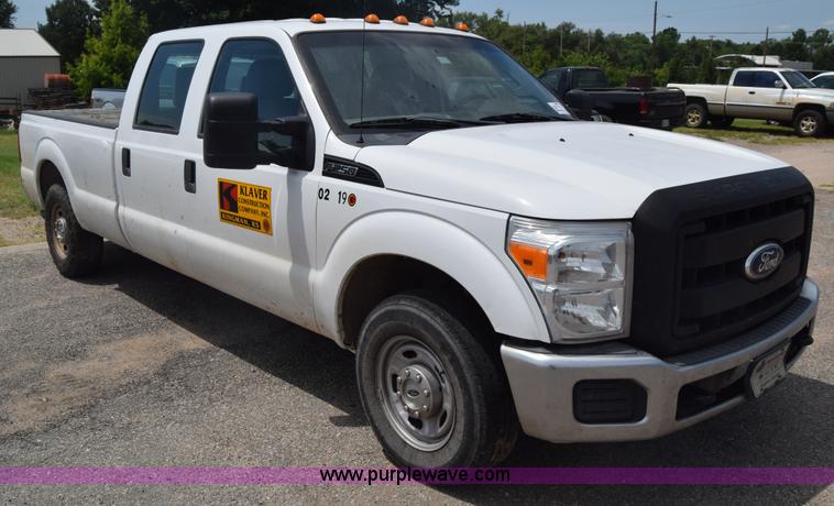 image for item K2929 2011 Ford F250 Super Duty Crew Cab pickup truck
