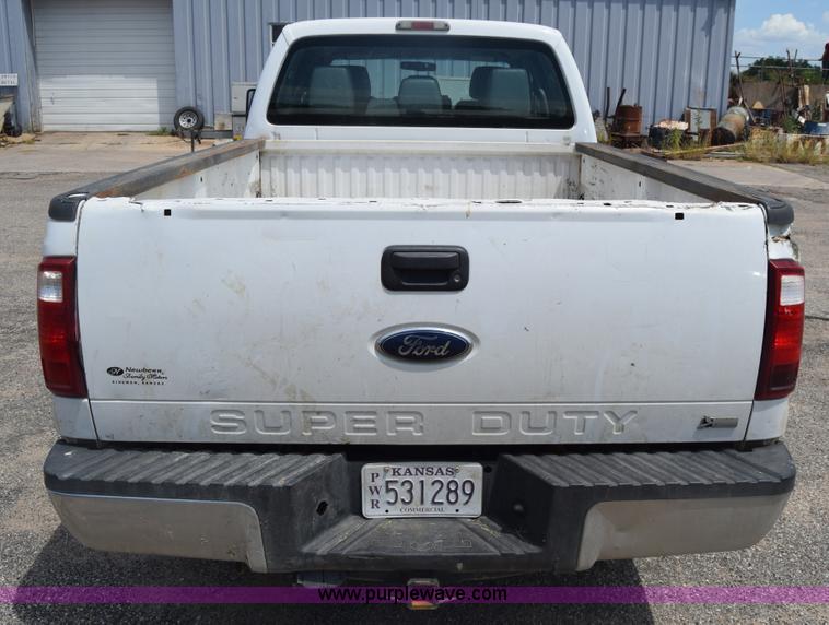 image for item K2929 2011 Ford F250 Super Duty Crew Cab pickup truck