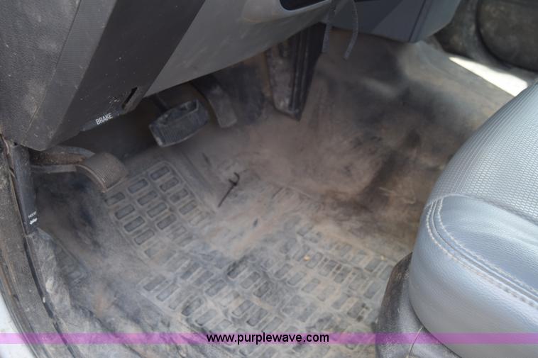 image for item K2929 2011 Ford F250 Super Duty Crew Cab pickup truck