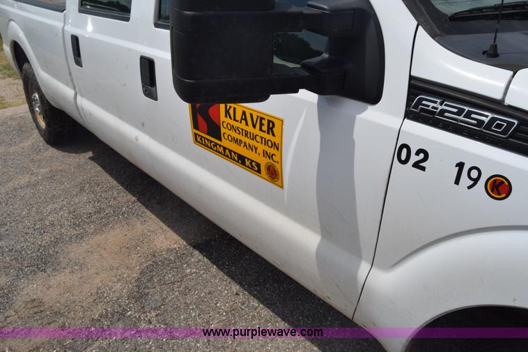 image for item K2929 2011 Ford F250 Super Duty Crew Cab pickup truck