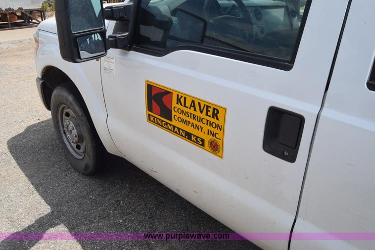 image for item K2929 2011 Ford F250 Super Duty Crew Cab pickup truck