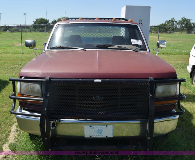 image for item K2984 1993 Ford F350 utility truck
