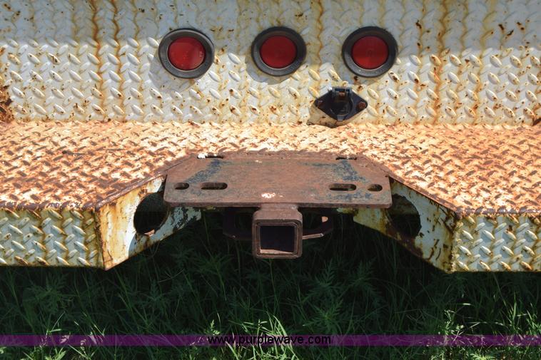 image for item K2984 1993 Ford F350 utility truck