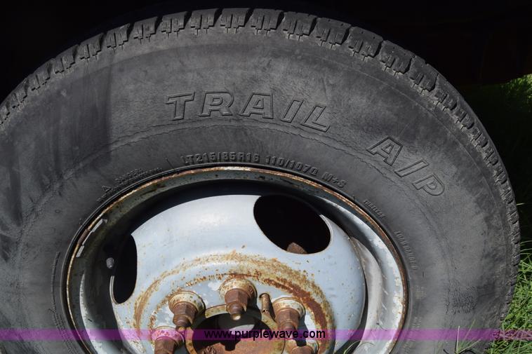 image for item K2984 1993 Ford F350 utility truck