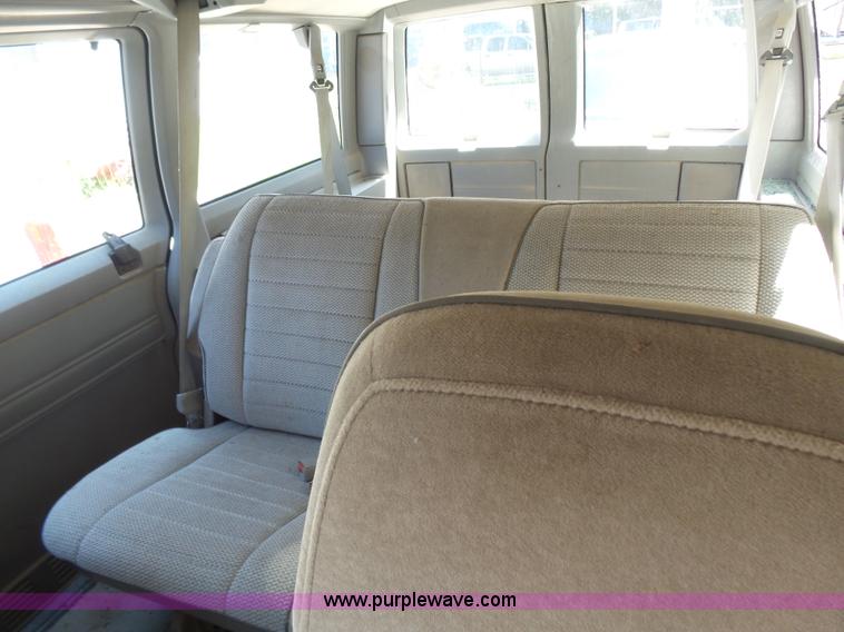 image for item K3139 1993 Chevrolet Astro Extended van