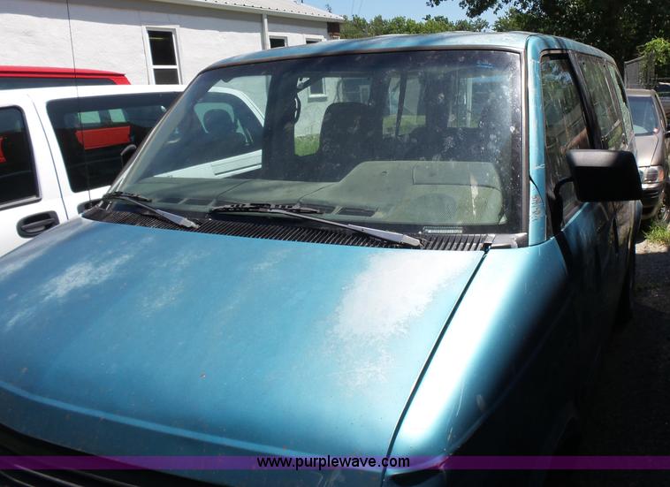 image for item K3139 1993 Chevrolet Astro Extended van