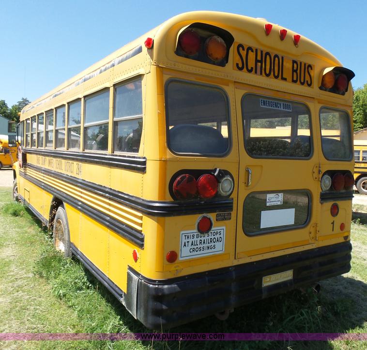 image for item K3140 1994 Ford B700 school bus