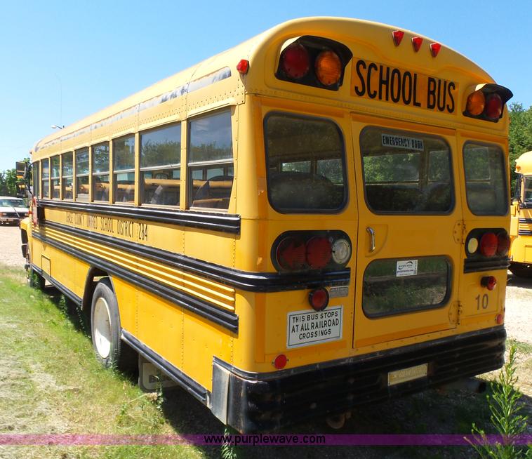 image for item K3141 1994 Ford B700 school bus