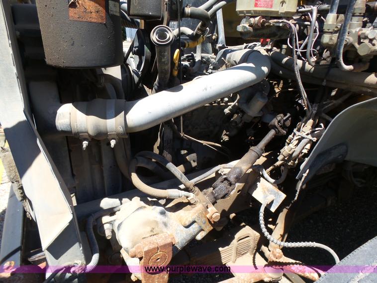 image for item K3141 1994 Ford B700 school bus