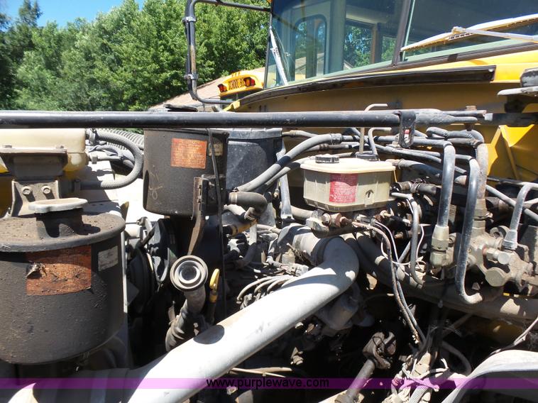 image for item K3141 1994 Ford B700 school bus