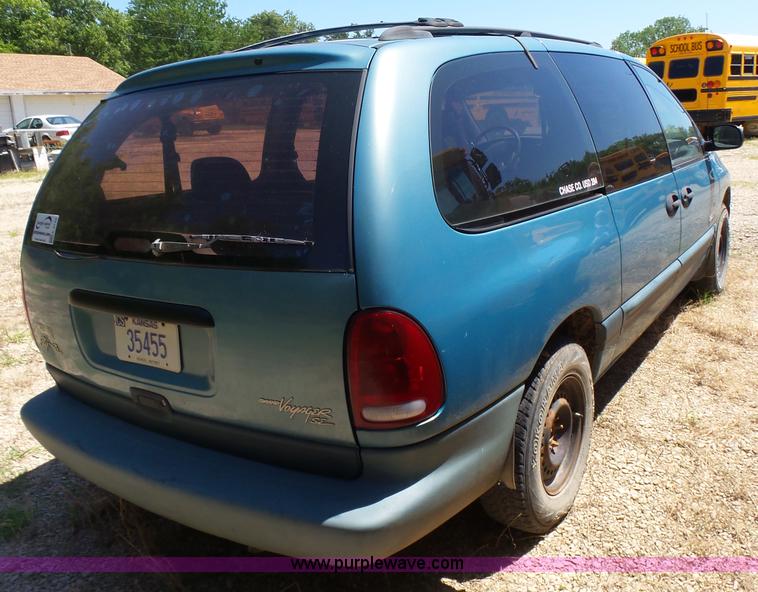 image for item K3142 1997 Plymouth Grand Voyager van