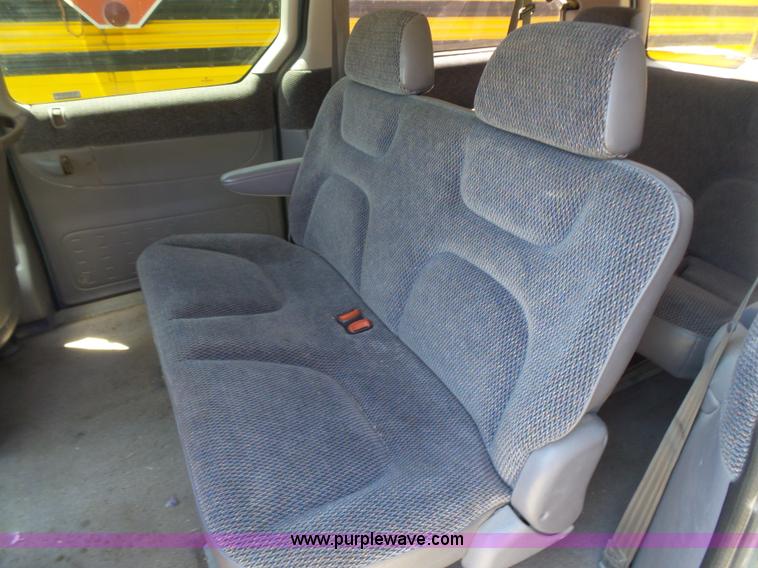 image for item K3142 1997 Plymouth Grand Voyager van