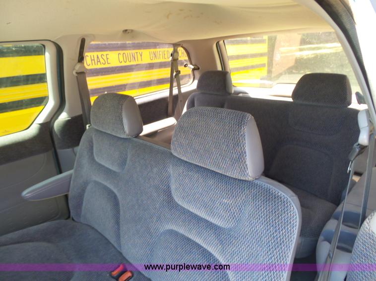 image for item K3142 1997 Plymouth Grand Voyager van