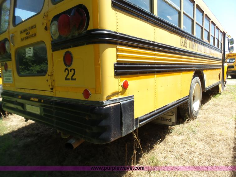 image for item K3144 1995 Ford B800 school bus