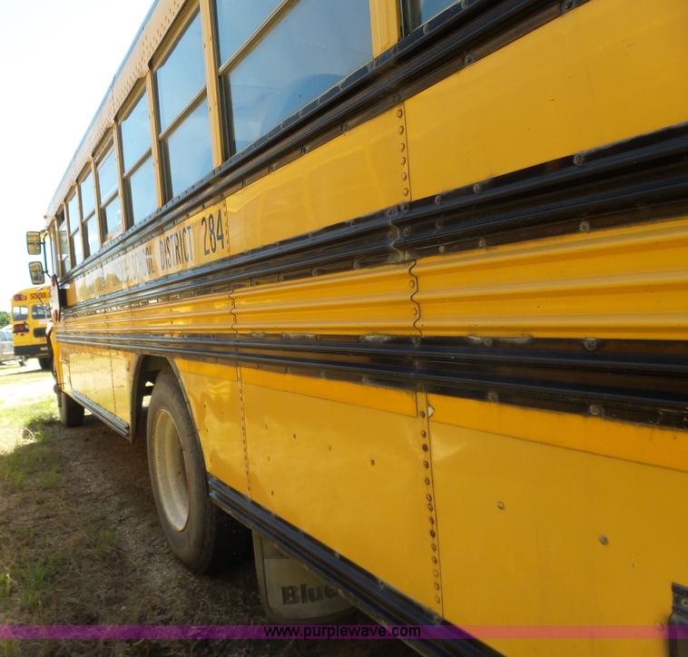 image for item K3144 1995 Ford B800 school bus