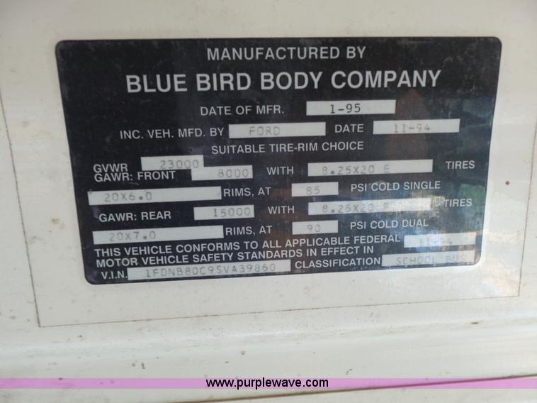 image for item K3144 1995 Ford B800 school bus