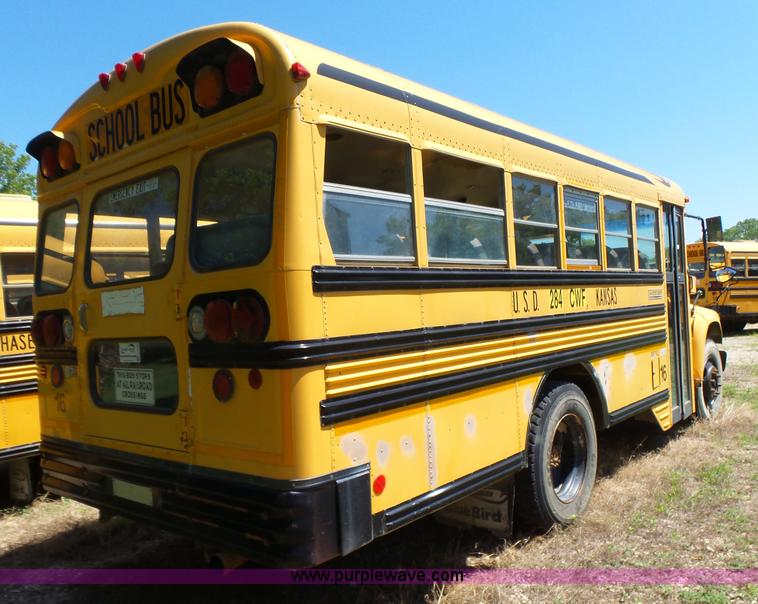 image for item K3145 1995 Ford B800 school bus
