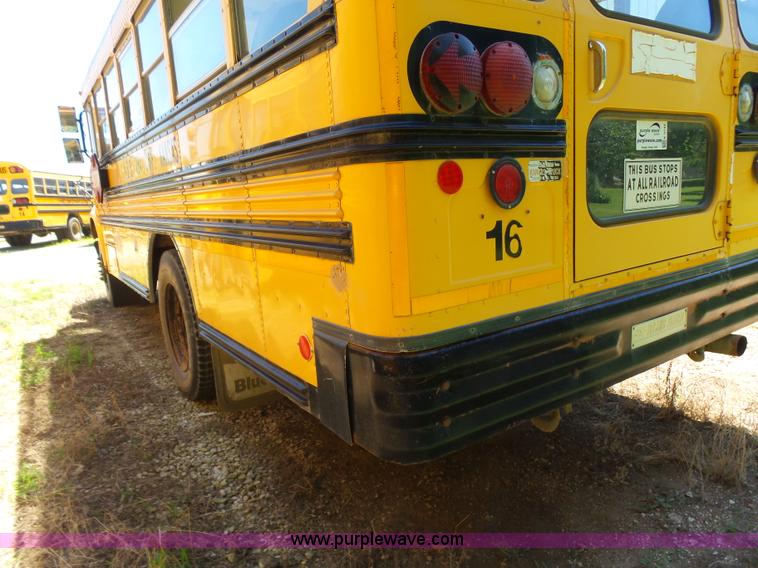 image for item K3145 1995 Ford B800 school bus