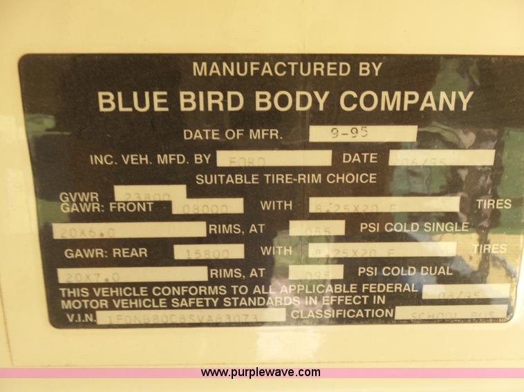 image for item K3145 1995 Ford B800 school bus