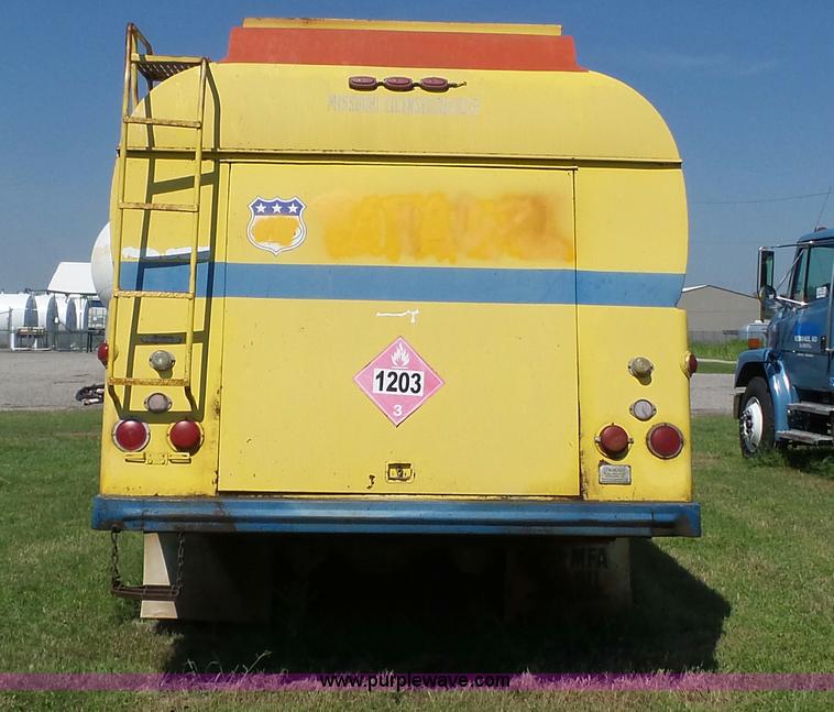 image for item K3480 1985 Freightliner fuel truck