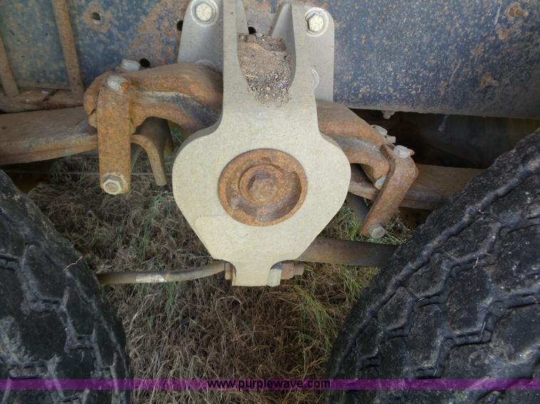 image for item K3480 1985 Freightliner fuel truck