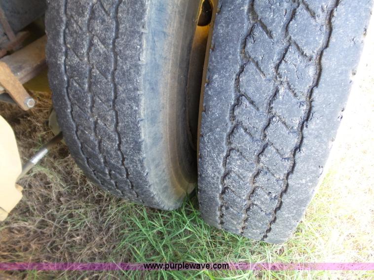 image for item K3480 1985 Freightliner fuel truck