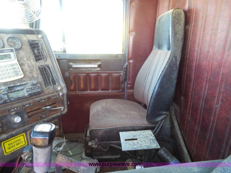 image for item K3480 1985 Freightliner fuel truck