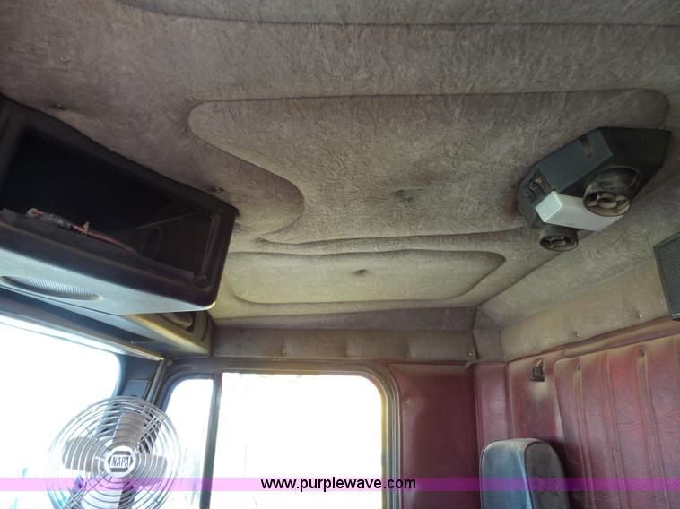 image for item K3480 1985 Freightliner fuel truck