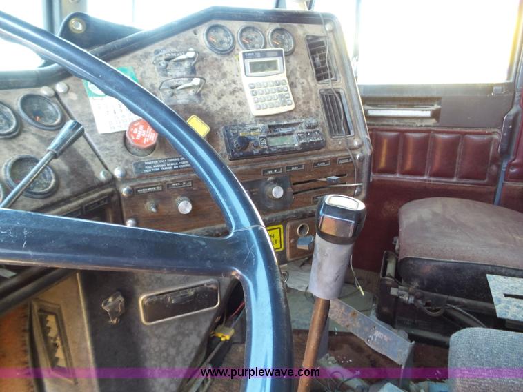 image for item K3480 1985 Freightliner fuel truck