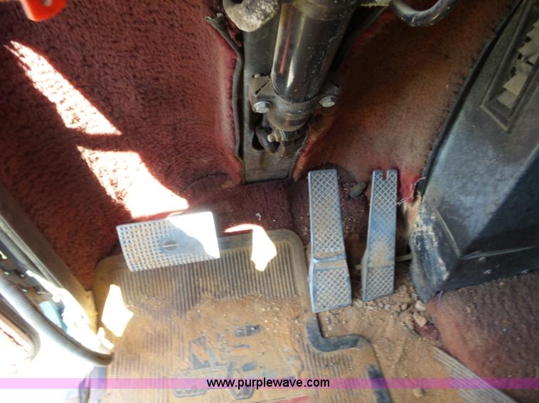 image for item K3480 1985 Freightliner fuel truck