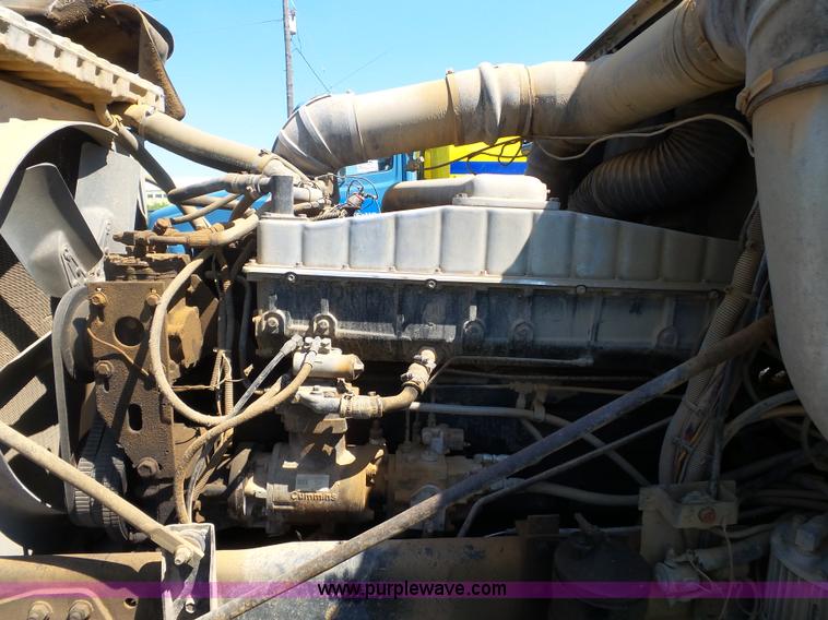 image for item K3480 1985 Freightliner fuel truck