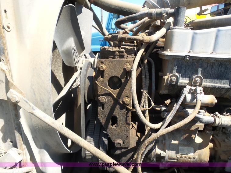 image for item K3480 1985 Freightliner fuel truck