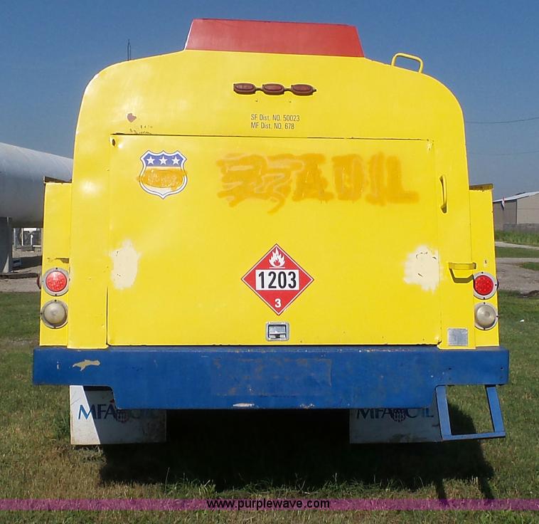 image for item K3481 2002 Freightliner FL70 fuel truck