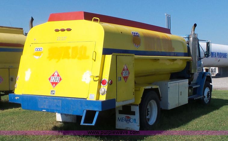 image for item K3481 2002 Freightliner FL70 fuel truck