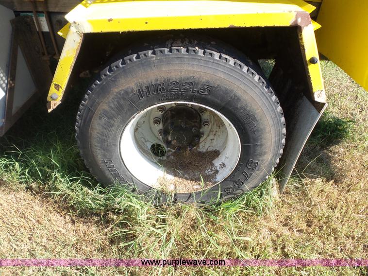 image for item K3481 2002 Freightliner FL70 fuel truck