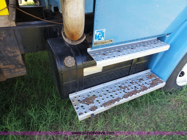 image for item K3481 2002 Freightliner FL70 fuel truck