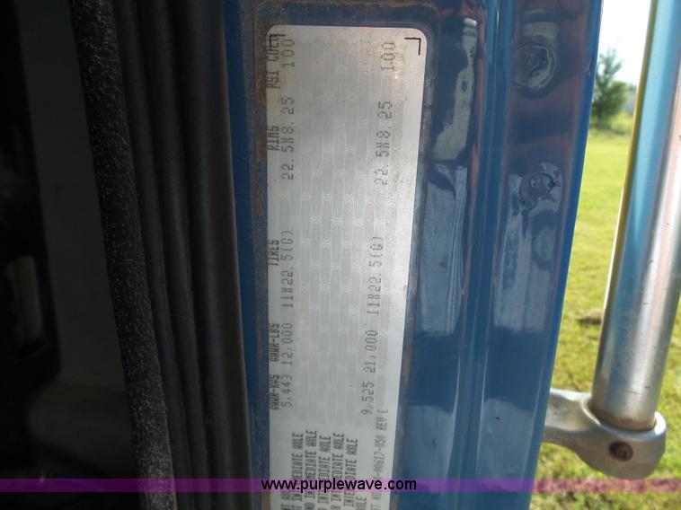 image for item K3481 2002 Freightliner FL70 fuel truck