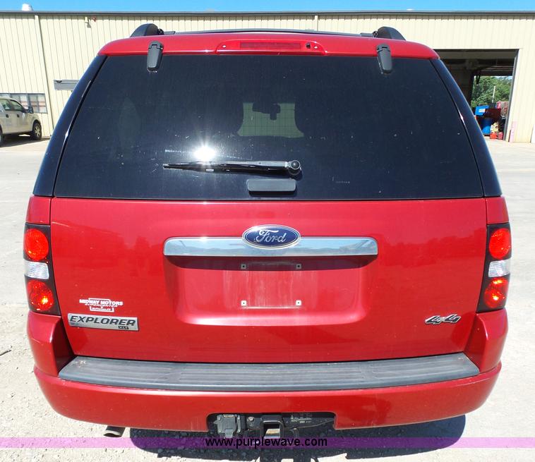 image for item K4696 2010 Ford Explorer SUV