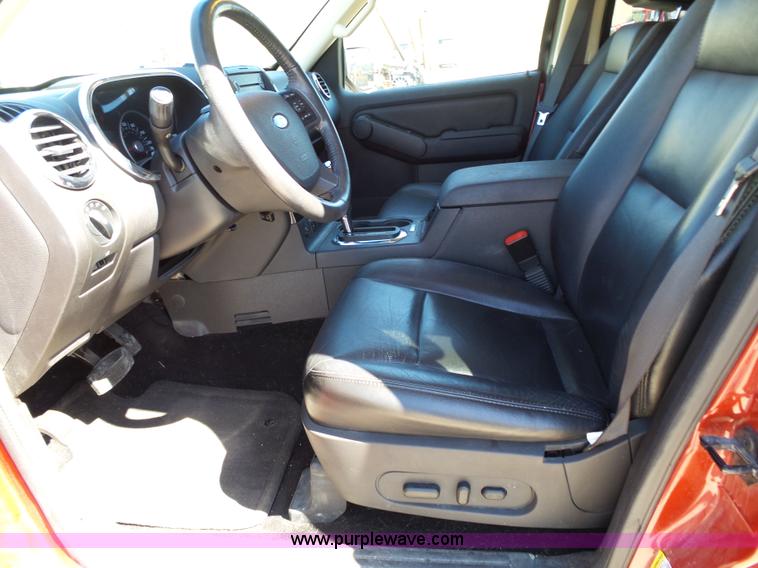 image for item K4696 2010 Ford Explorer SUV