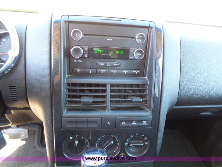 image for item K4696 2010 Ford Explorer SUV