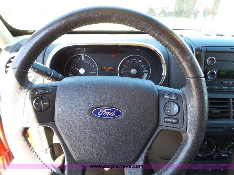 image for item K4696 2010 Ford Explorer SUV