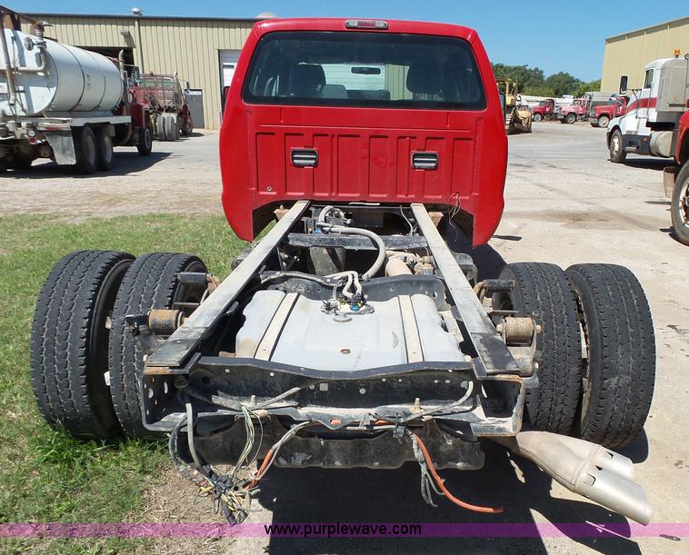 image for item K4703 2011 Ford F350 Super Duty Crew Cab pickup truck