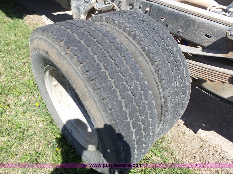 image for item K4703 2011 Ford F350 Super Duty Crew Cab pickup truck